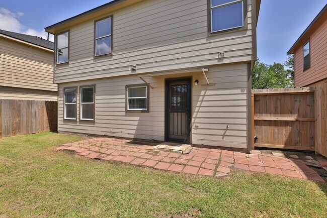 Building Photo - 15422 Ferness Ln
