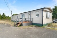 Building Photo - 110 W Veterans Ave