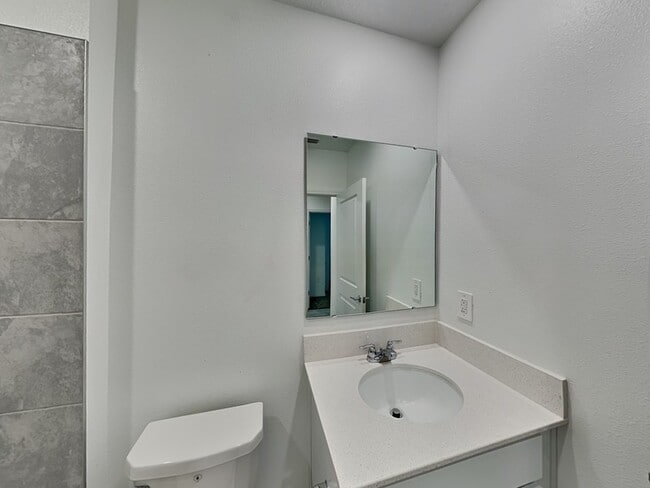 Building Photo - 4273 Babbling Brook Wy