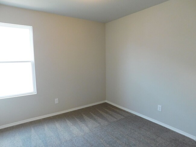 Building Photo - 9728 Marbach Brk