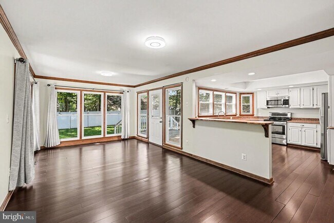Building Photo - 1115 Aquia Dr