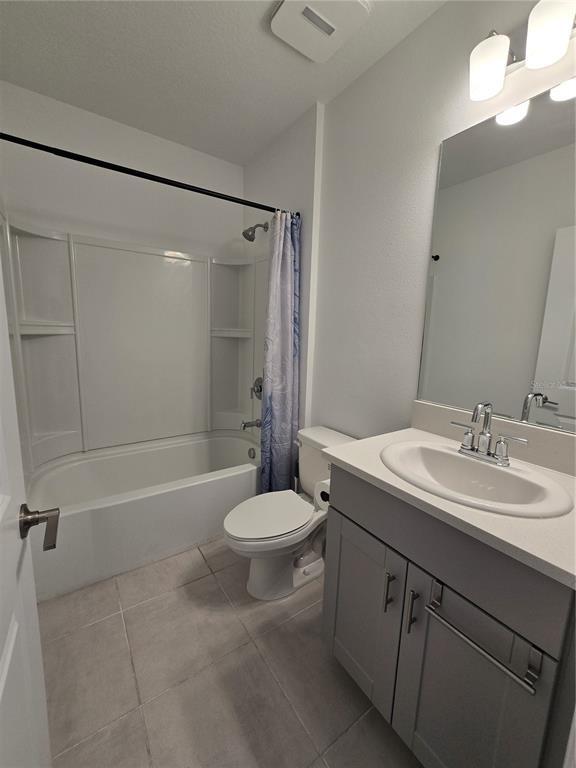 Building Photo - 11207 Fieldstone Dr