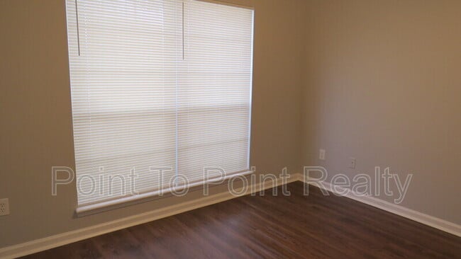 Building Photo - 1823 Sunchase Ct