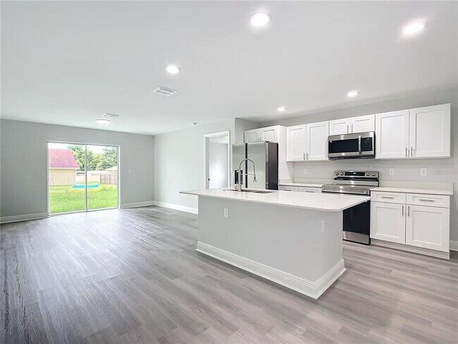 Building Photo - 13609 Markhan St
