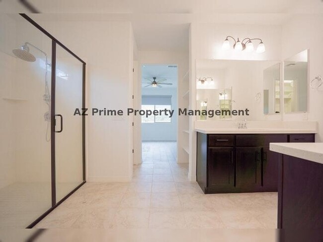 Building Photo - 16512 W Desert Ln