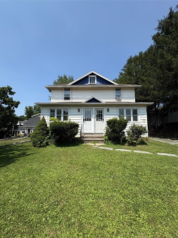 Primary Photo - 113 Clark St