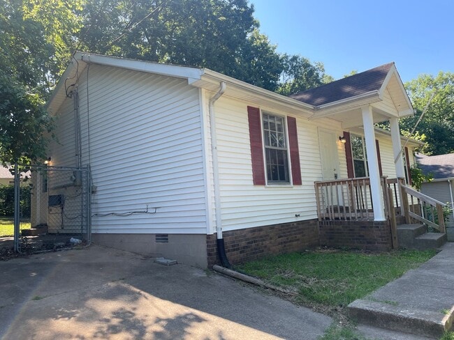 Building Photo - 529 Aspen Dr