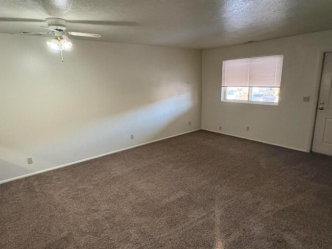 Building Photo - 464 N 500 W