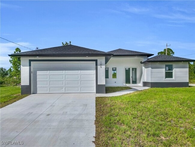 Primary Photo - 100 W 11th St