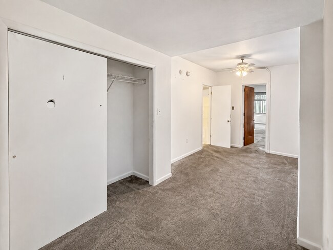 Building Photo - 136 N Broad St