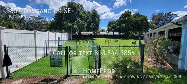 Building Photo - 3857 Pompano Dr SE