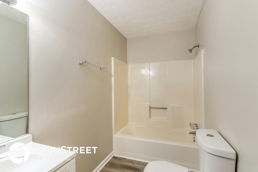 Building Photo - 2862 Emerson Lake Dr