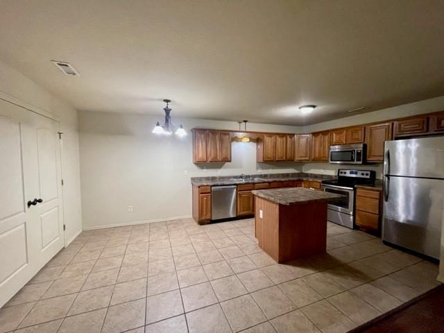 Building Photo - 3004 S B St