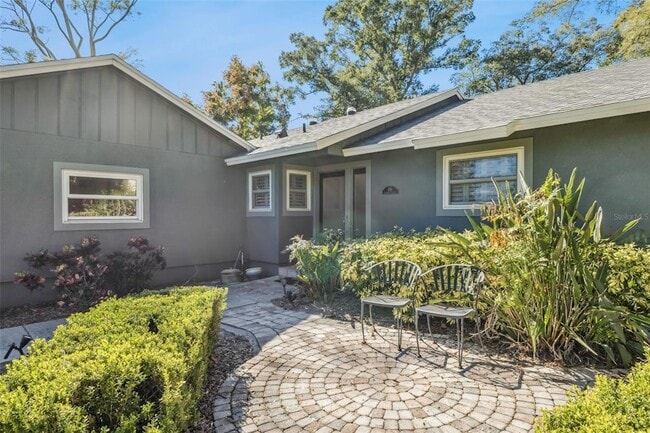 Building Photo - 116 Willow Ave