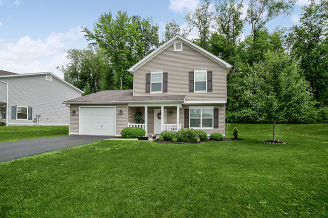 Building Photo - Quaker Meadows