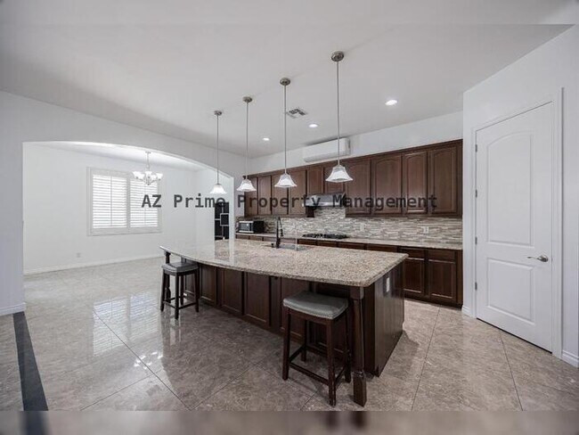 Building Photo - 224 E Mead Dr