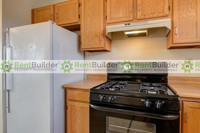 Building Photo - !!ARRIVING SOON!!