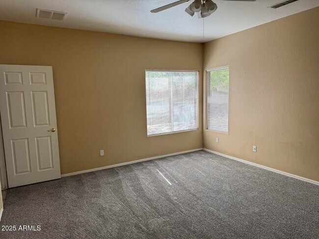 Building Photo - 8337 W Cocopah St