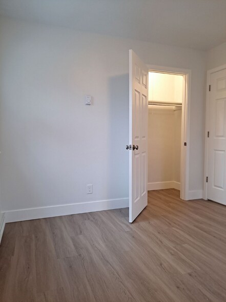 Building Photo - 2907 NY-444