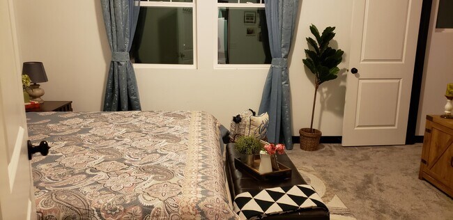 Building Photo - 11366 Sandbank Way