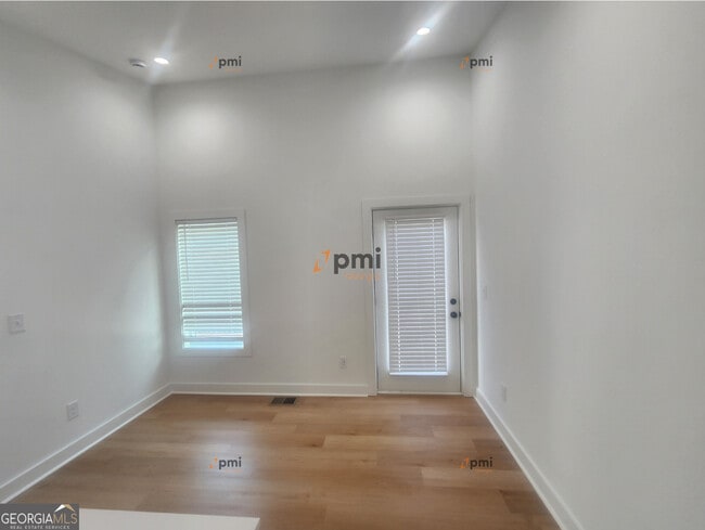 Building Photo - 6305 Shannon Pkwy