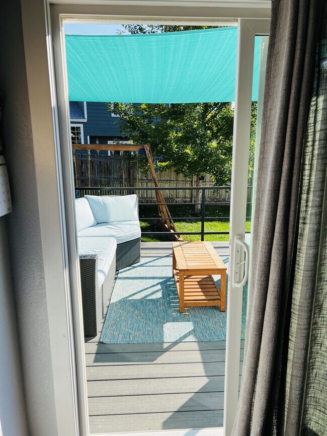 Building Photo - 3112 Rock Creek Dr