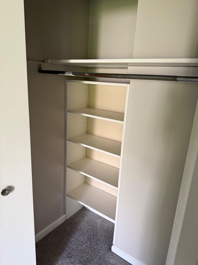 Building Photo - 1203 Crosshill Ct