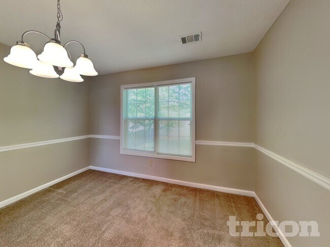 Building Photo - 3270 Summit Pl Dr