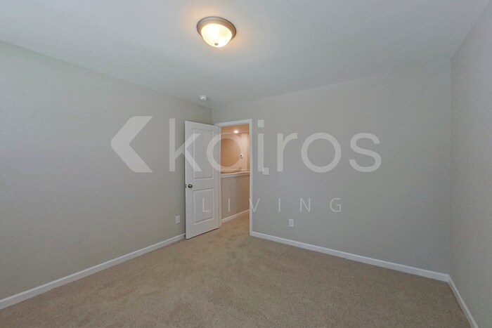 Building Photo - 147 Williams Ln