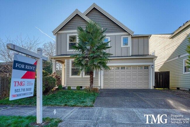 Building Photo - Stylish Beaverton Home with Built-ins, Open Layout & Private Backyard