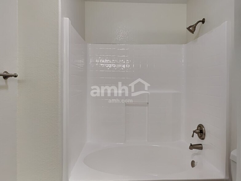 Building Photo - 11340 W Hutton Dr