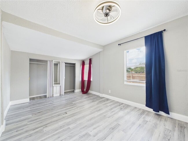Building Photo - 605 S Disston Ave