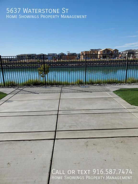 Building Photo - 5637 Waterstone St