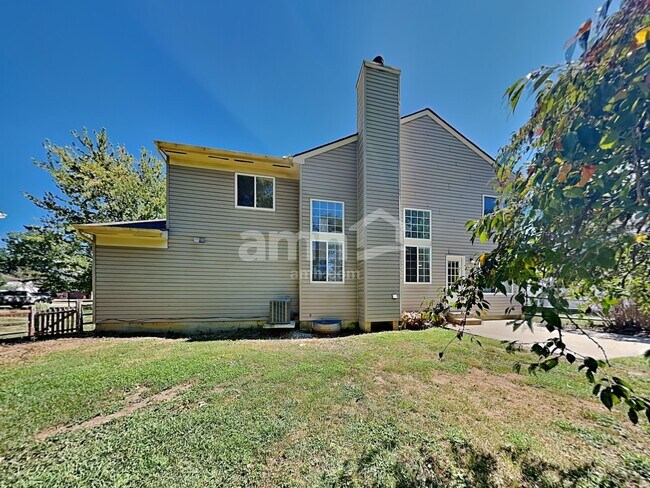 Building Photo - 1001 Vixen Dr