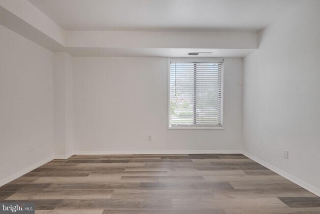 Building Photo - 10850 Green Mountain Cir