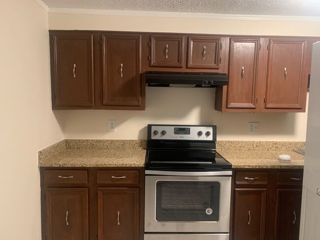 Building Photo - River Walk Apartment