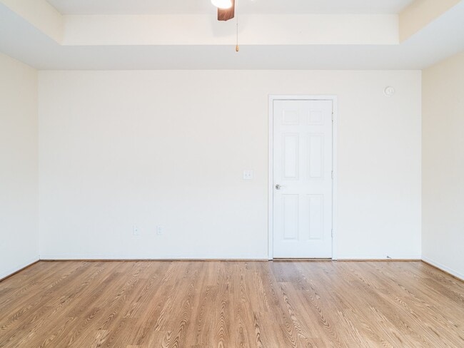 Building Photo - 2402 SW 19th St