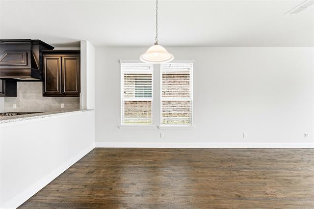 Building Photo - 5649 Salt Springs Dr