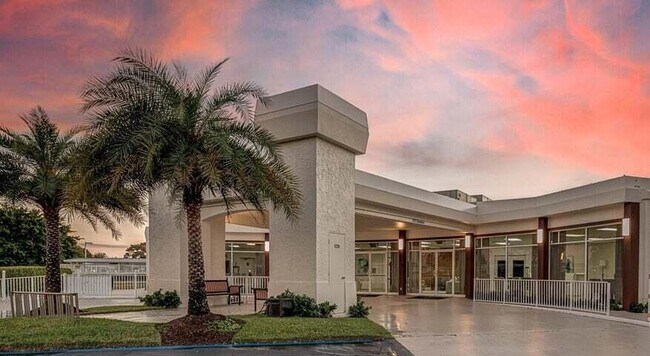 Building Photo - 8888 Kings Dr