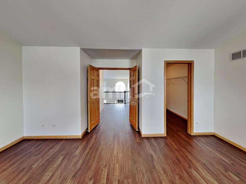 Building Photo - 5607 Sierra Highlands Dr