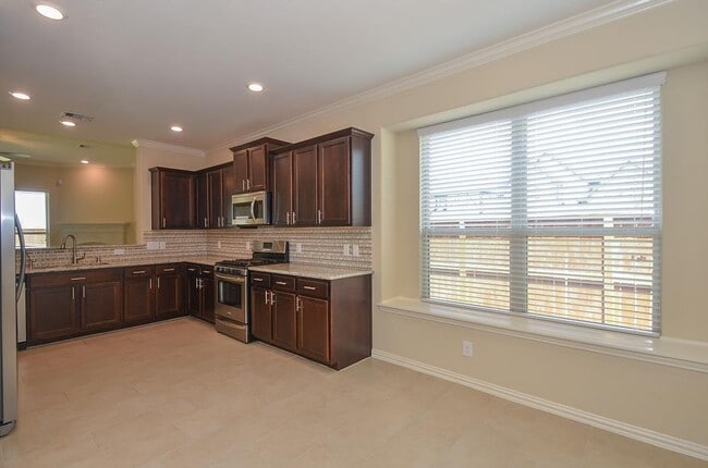 Building Photo - 3502 Fern Creek Ct