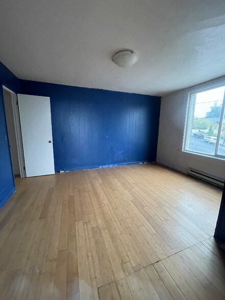 Building Photo - 103 Memorial Dr