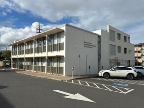 Building Photo - Prime Office Space for Rent in the Kaimuki...