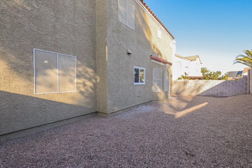 Building Photo - 1733 Toltec Cir