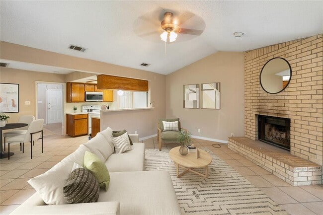 Building Photo - 8703 Clearbrook Trail