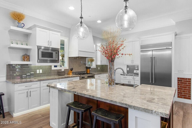 Building Photo - 3412 N Kachina Ln