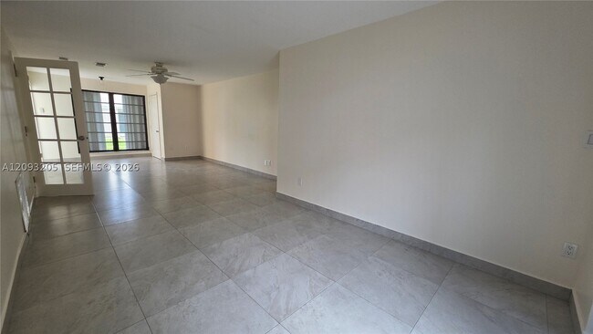 Building Photo - 19362 SW 103rd Ct