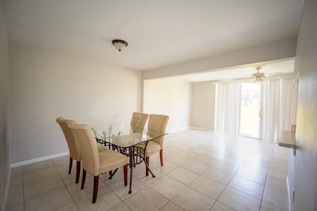 Building Photo - ICW-873 Caribbean Dr.
