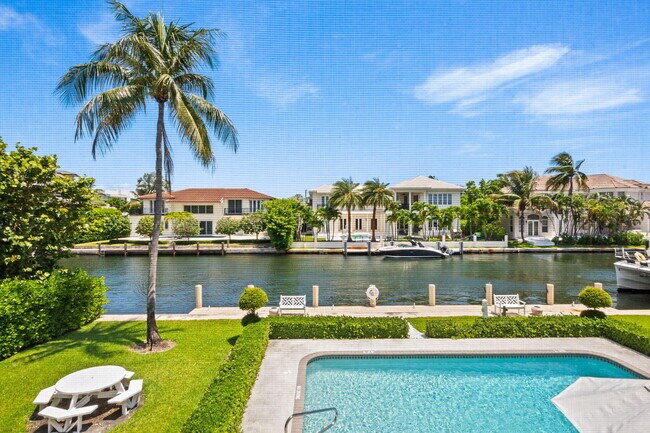 Building Photo - 1105 Bel Air Dr