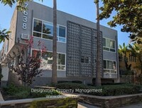 Building Photo - 7638 Hampton Ave